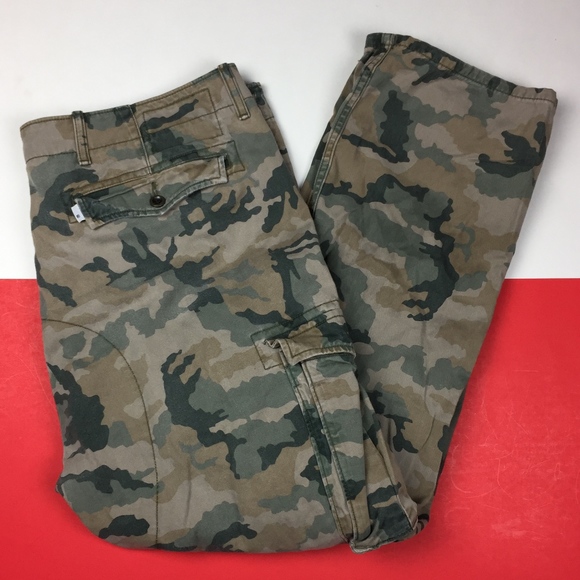 mens levi camo pants